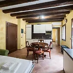Apartmán Secret Garden - Comfortable And